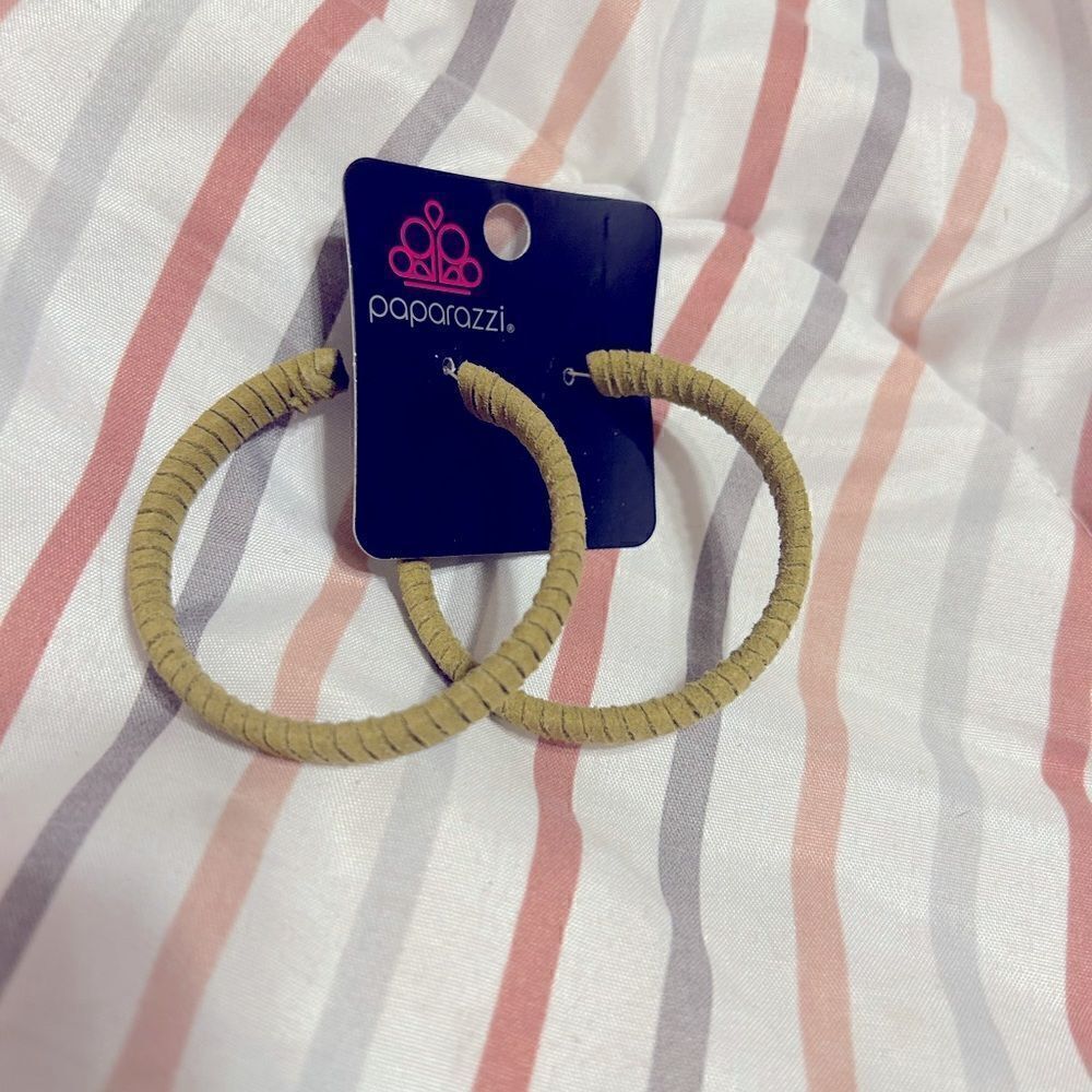 NWT Paparazzi Jewelry Hoop Earrings